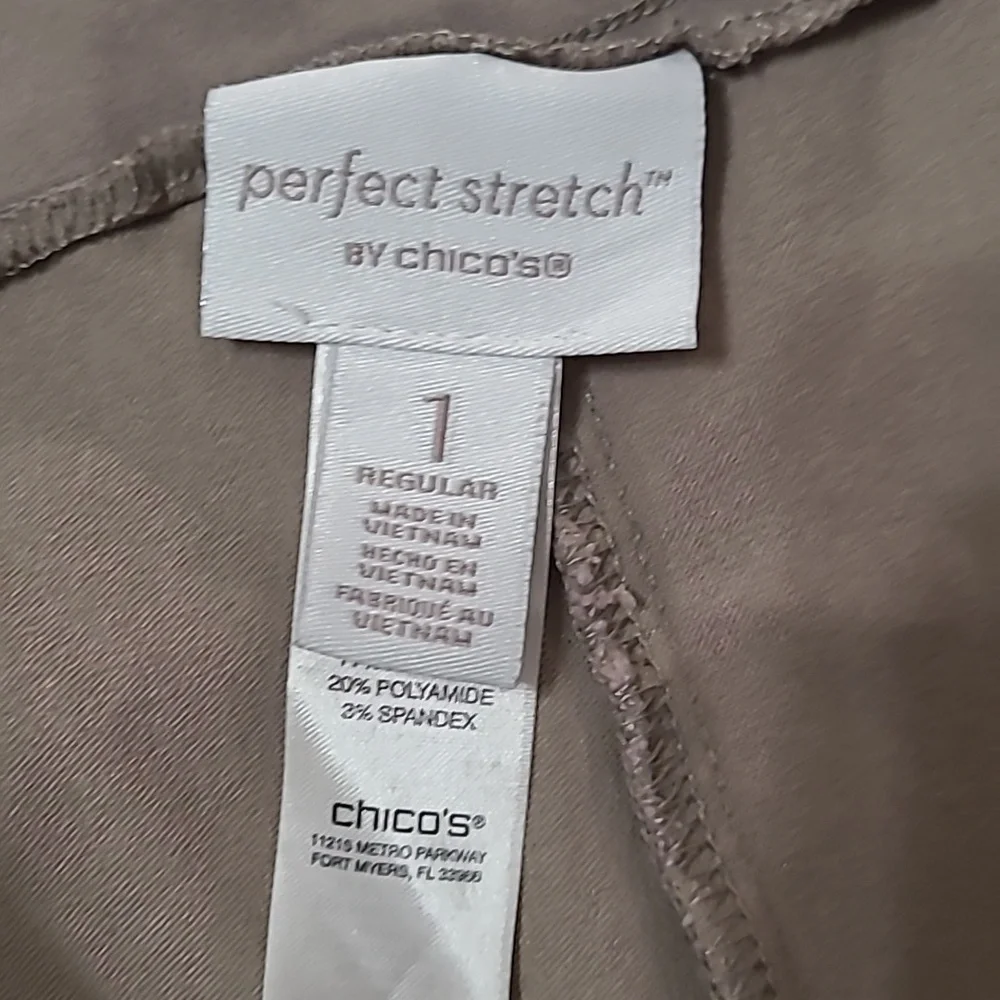 Chico's Light Tan/Taupe Pullon Pants size 1 (Medium)
